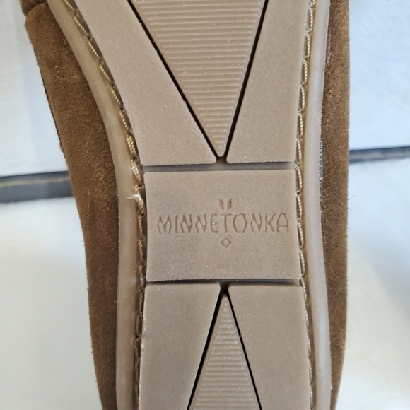MINNETONKA Brown Soft Suede Leather Upper Slip On Moccasin Shoe Size 7.5 - Picture 14 of 14
